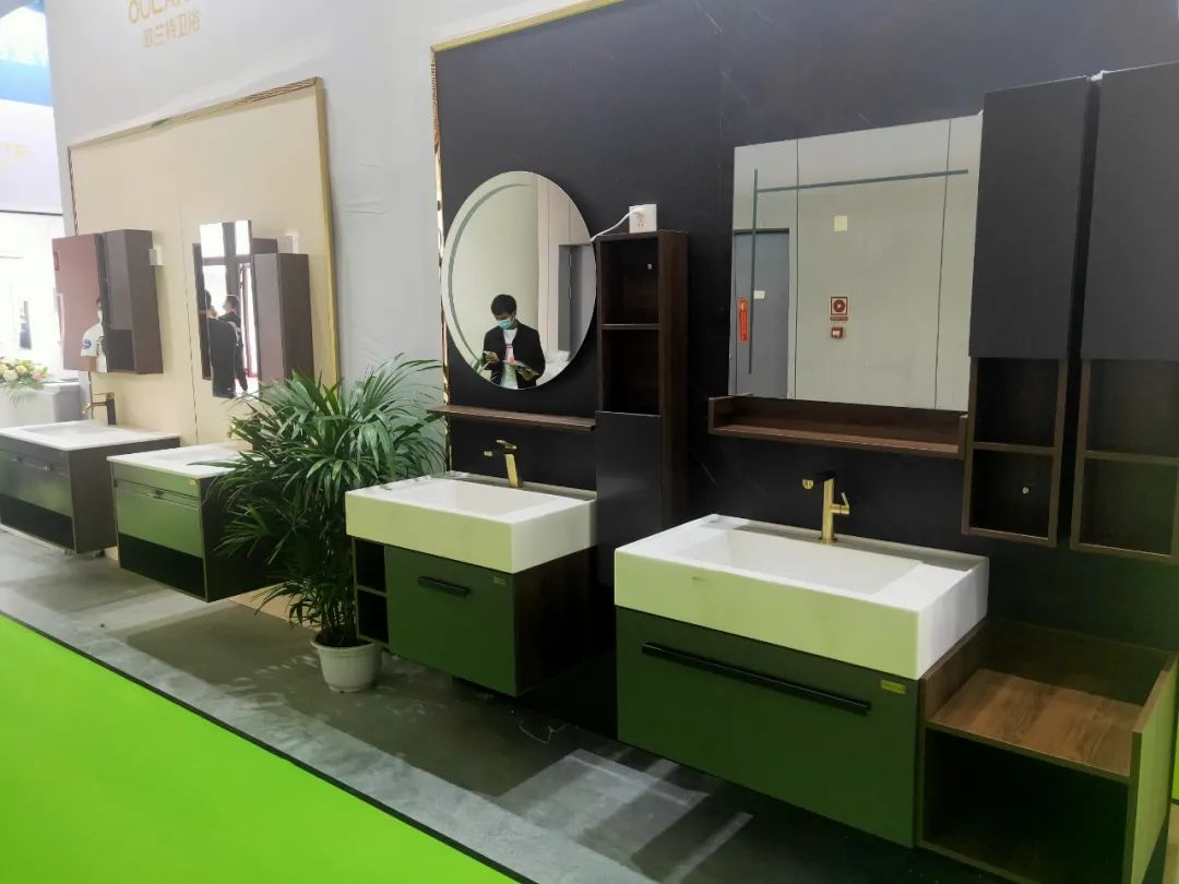 高定風(fēng)口下，巖板是否會(huì)成為瓷磚行業(yè)進(jìn)軍定制家居產(chǎn)業(yè)的“殺手锏”？(圖10)